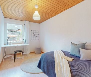 Charmant appartement de 4,5 pièces avec deux balcons ensoleillés - Photo 3