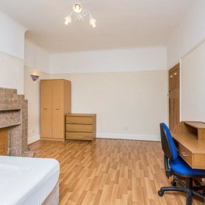 Grove Road South, Southsea *VIDEO TOU... - Photo 1