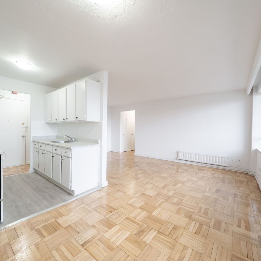 For Lease - 165 Cosburn Avenue Unit# 508, Toronto, Ontario - Photo 1