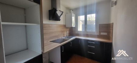 Location Maison 5 pièces 124m² SUSSARGUES 34160 - Photo 2