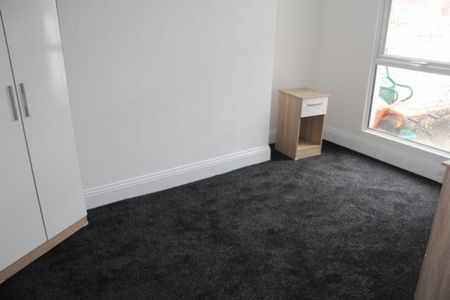5 bedroom house to rent - Photo 3