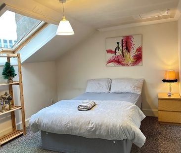 Room in a Shared Flat, Sauchiehall Street, G2 - Photo 5