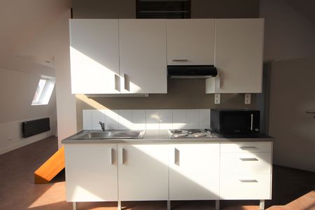 Location Appartement 2 pièces 57m² LILLE 59000 - Photo 5