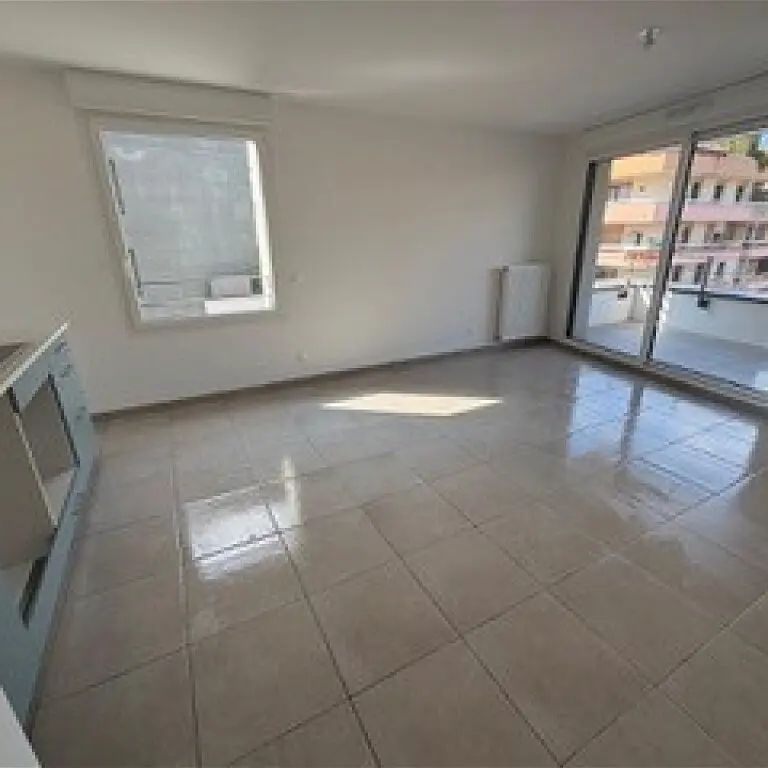 Location appartement 3 pièces - 61m² à Thonon les bains (74200) - Photo 1