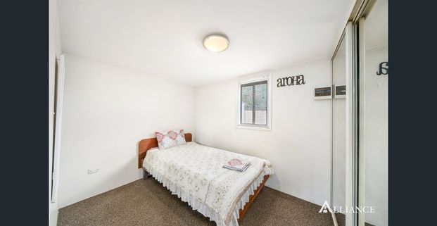 Fully Furnished 1 Bedroom Granny Flat Utilities Included - Photo 1