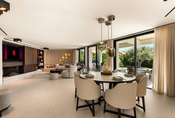 5 bedroom luxury Villa for rent in Marbella Del Este, Andalusia