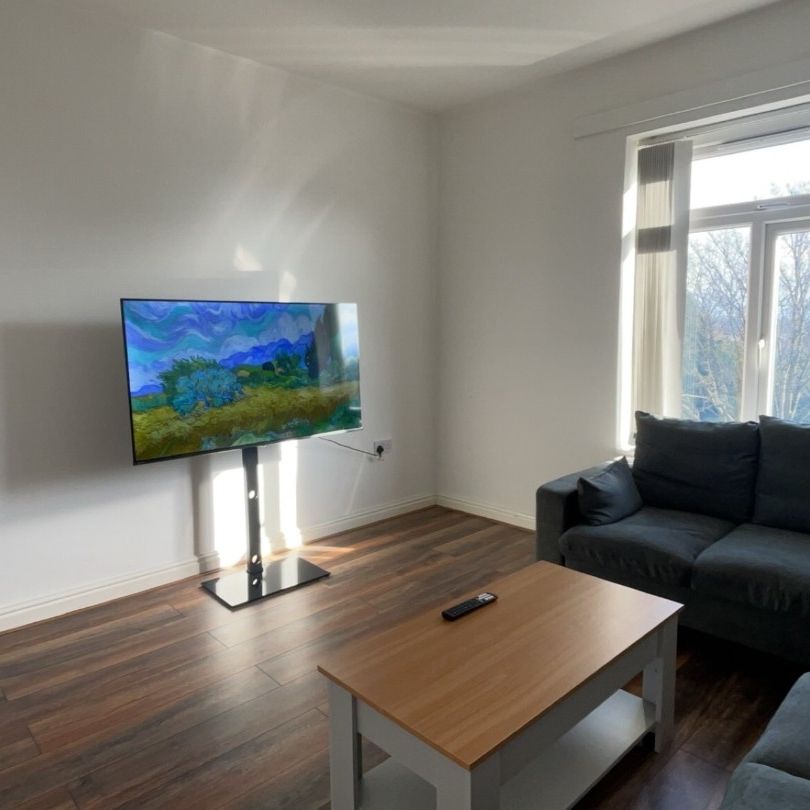 2 Bed Flat, Oval Road, B24 - Photo 1