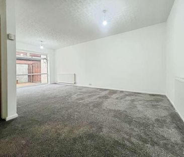 Middleton Drive, BL9 - Photo 5