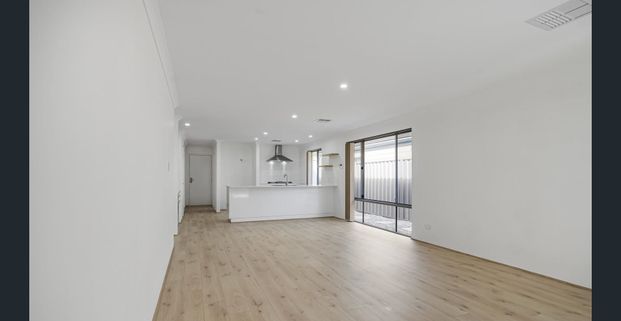 Modern 4x2 Family Home - Photo 1