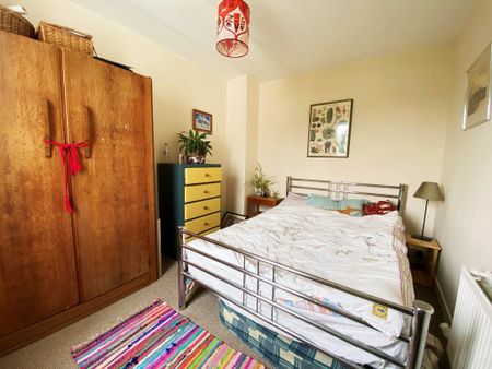 2 bedroom terraced house to rent - Photo 3