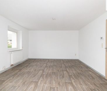 Sonnige 2-Raum-Wohnung in beliebter Wohnlage von Annaberg!! - Photo 2