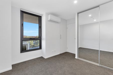 Waterside living. Corner position. Brand New - Photo 2