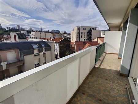A louer à Clermont-Ferrand - T2bis - Secteur Lebon - Photo 2