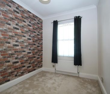 3 bedroom semi-detached house to rent - Photo 4