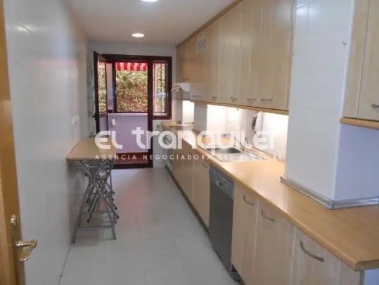 Piso de alquiler en Avenida Primero de Mayo, Casco Histórico - Photo 1