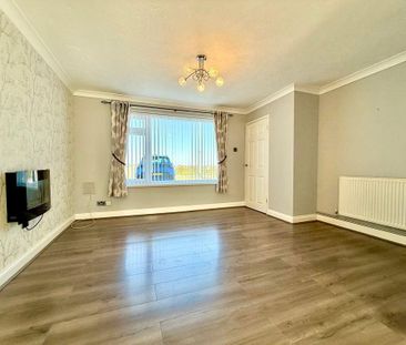 2 bedroom end of terrace house to rent - Photo 2