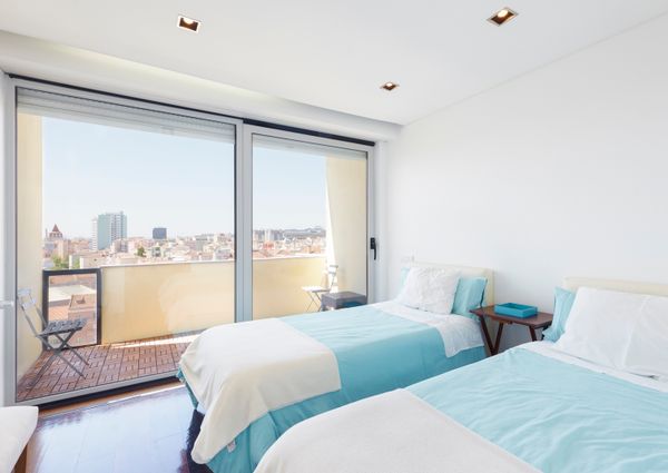 Apartamento T5 para arrendar sem móveis, em zona carismática de Lisboa