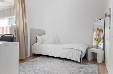 Norsborg - 4rok - tillsv - 17.250kr/mån - Photo 5