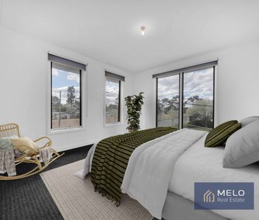 Luxurious Corner townhouse - Photo 4