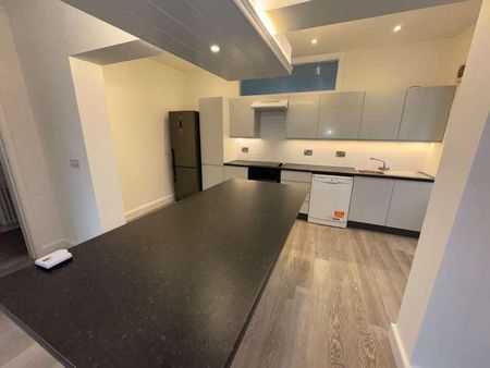 Stokelake Road, Harrogate, North Yorkshire, HG1 - Photo 2