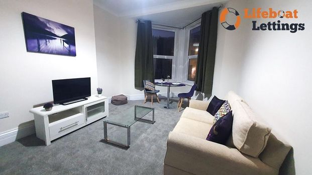 1 bedroom ground floor flat to rent - Photo 1