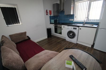 Hawkins Street, Flat, PRESTON, Lancashire PR1 7HR - Photo 2