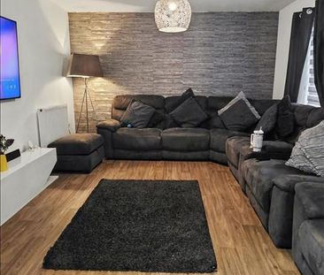 4 Bedroom House to let - Photo 4