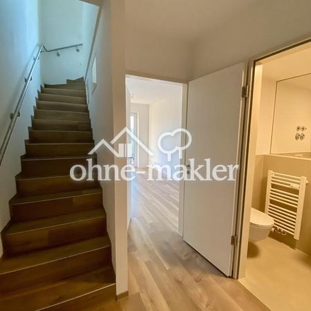 Lichtdurchflutetes unmöbliertes WG-Zimmer (16 qm) mit Balkon & Duschbad in stilvoller Maisonette - Foto 4