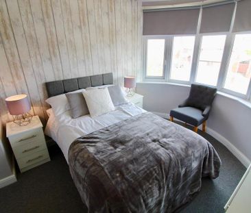 1 bedroom in a house share to rent - Photo 4