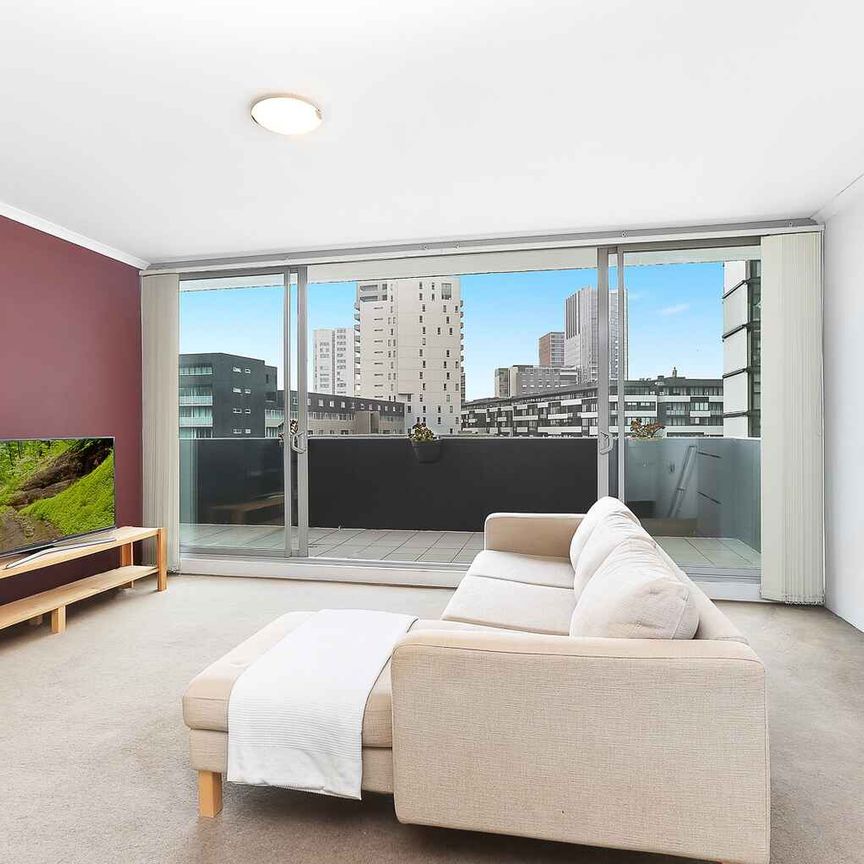 27/4 Hutchinson Walk Zetland - Photo 1