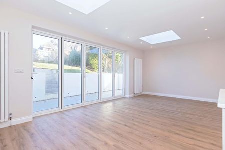 Elizabeth Avenue, Hove - Photo 4