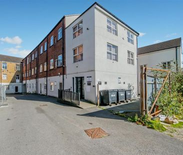 1 bedroom flat to rent - Photo 6