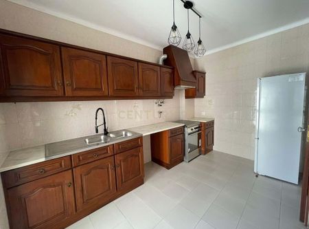 Caldas da Rainha - Nossa Senhora do Pópulo, Leiria - Photo 2