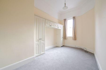 3 bedroom apartment to rent - Photo 3