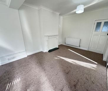 3 bedroom semi-detached bungalow to rent - Photo 5