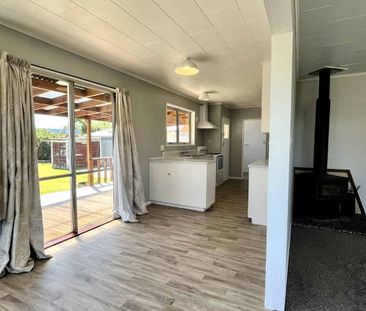 Portsmouth Road, Flaxmere - Photo 2