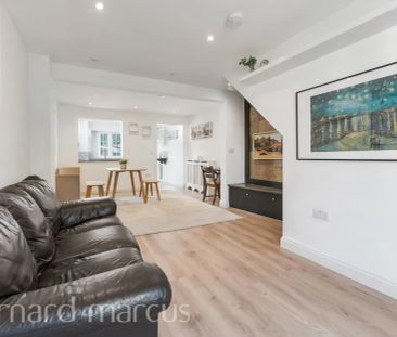 Brunel Close, Hounslow - Photo 2