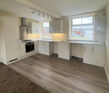 2 bedroom apartment to rent - Photo 6