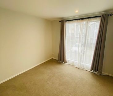 SILVERDALE, 2 BEDROOMS - Photo 5