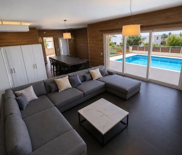 Μεζονέτα για ενοικίαση Ακρωτήρι - Φωτογραφία 1