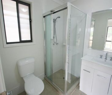 You can't go past inspecting this magnificent family home - Photo 4