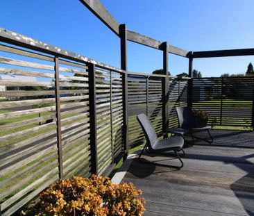 Family fun on Waimare - Photo 2