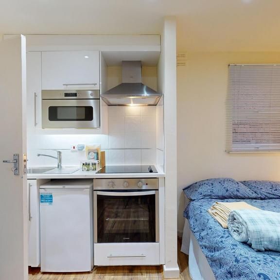 Studio to rent - Photo 1