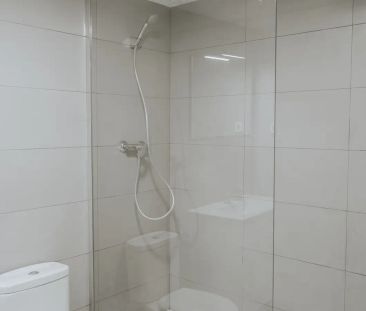 Room in a shared 4-bedroom apartment for rent in el Gòtic - Foto 6