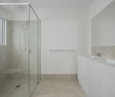 Modern & Low-Maintenance Living - Photo 6