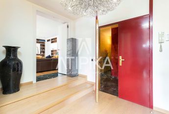 Impresionante ático en alquiler con parking en Pedralbes, Barcelona