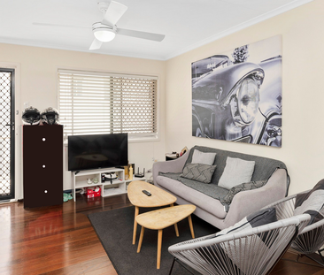 Central Surfers Paradise � Fully Furnished 2-Bedroom Unit - Photo 1