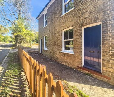 1 bedroom semi-detached house to rent - Photo 1