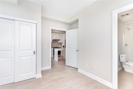 For Lease - 3220 William Coltson Avenue Unit# 1702, Oakville, Ontario - Photo 2