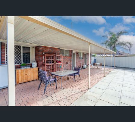 7 Leumeah St, Armadale, WA 6112 - Photo 1